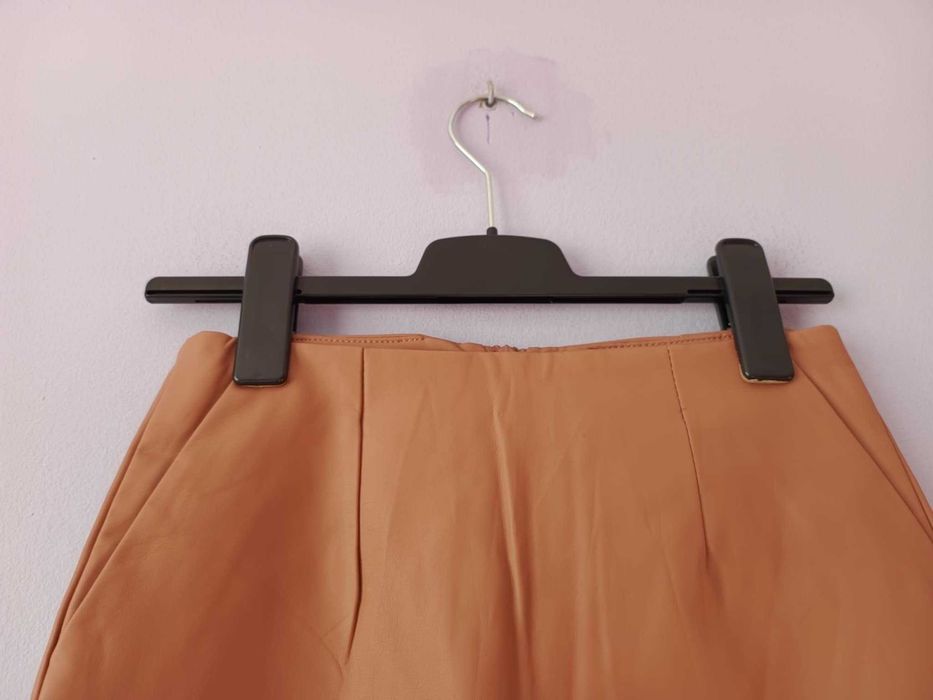 Spódnica kolor beżowy, stan bardzo dobry, rozmiar XS