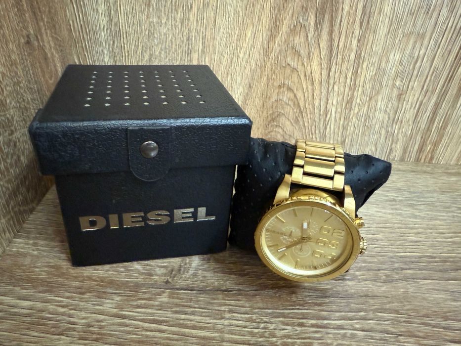 Zegarek Męski Diesel DZ-4268 Złoty Na Bransolecie Pudełko