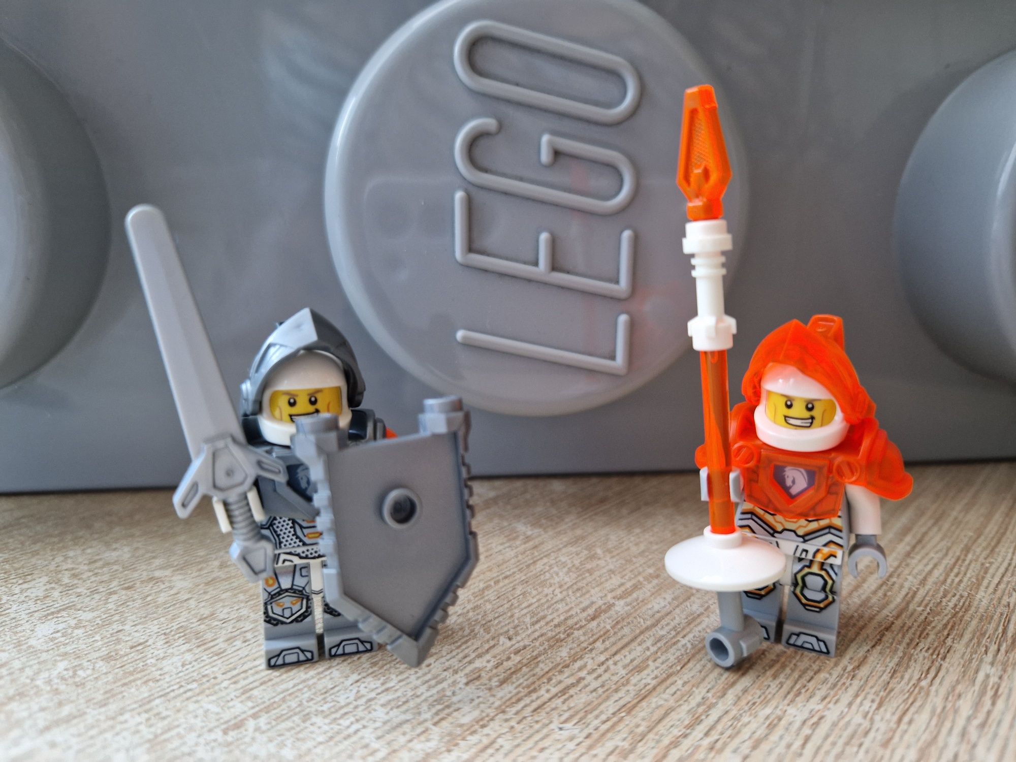 Lego Nexo Knights 2 minifigurki