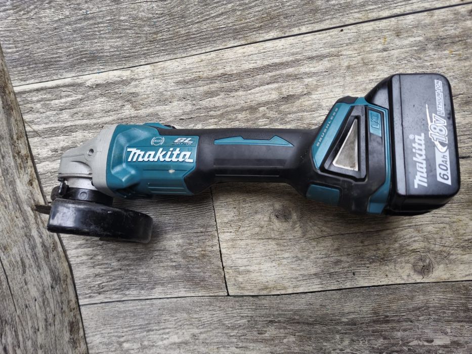 Makita DGA506 szlifierka kątowa z baterią 6ah