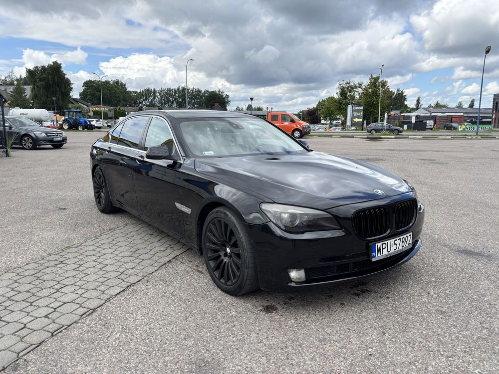 Sprzedam bmw 750 F02