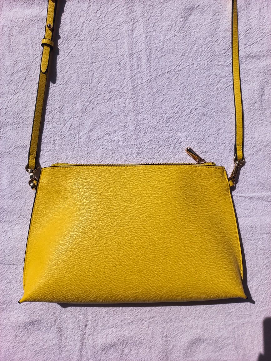H&M żółta torebka listonoszka