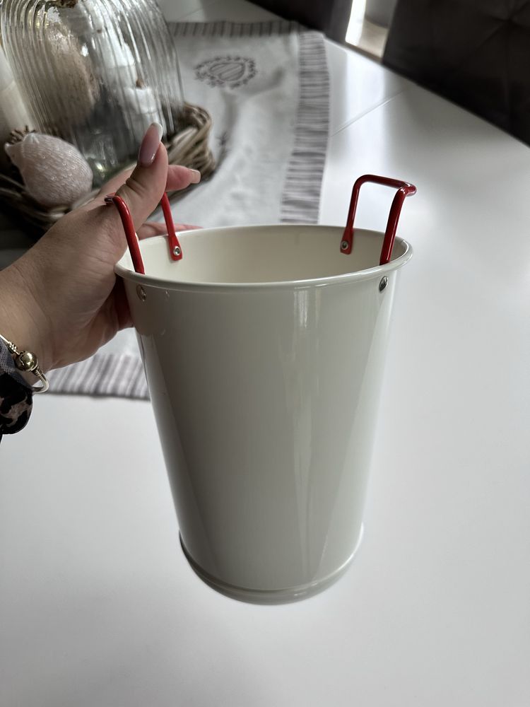 Polemnik Ikea na szampana alkohol