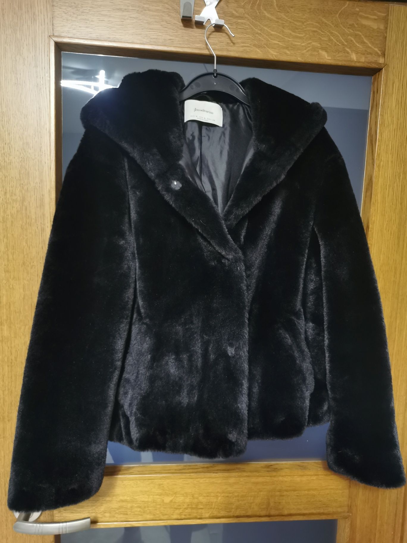Futerko eleganckie damskie, stradivarius, rozmiar 38