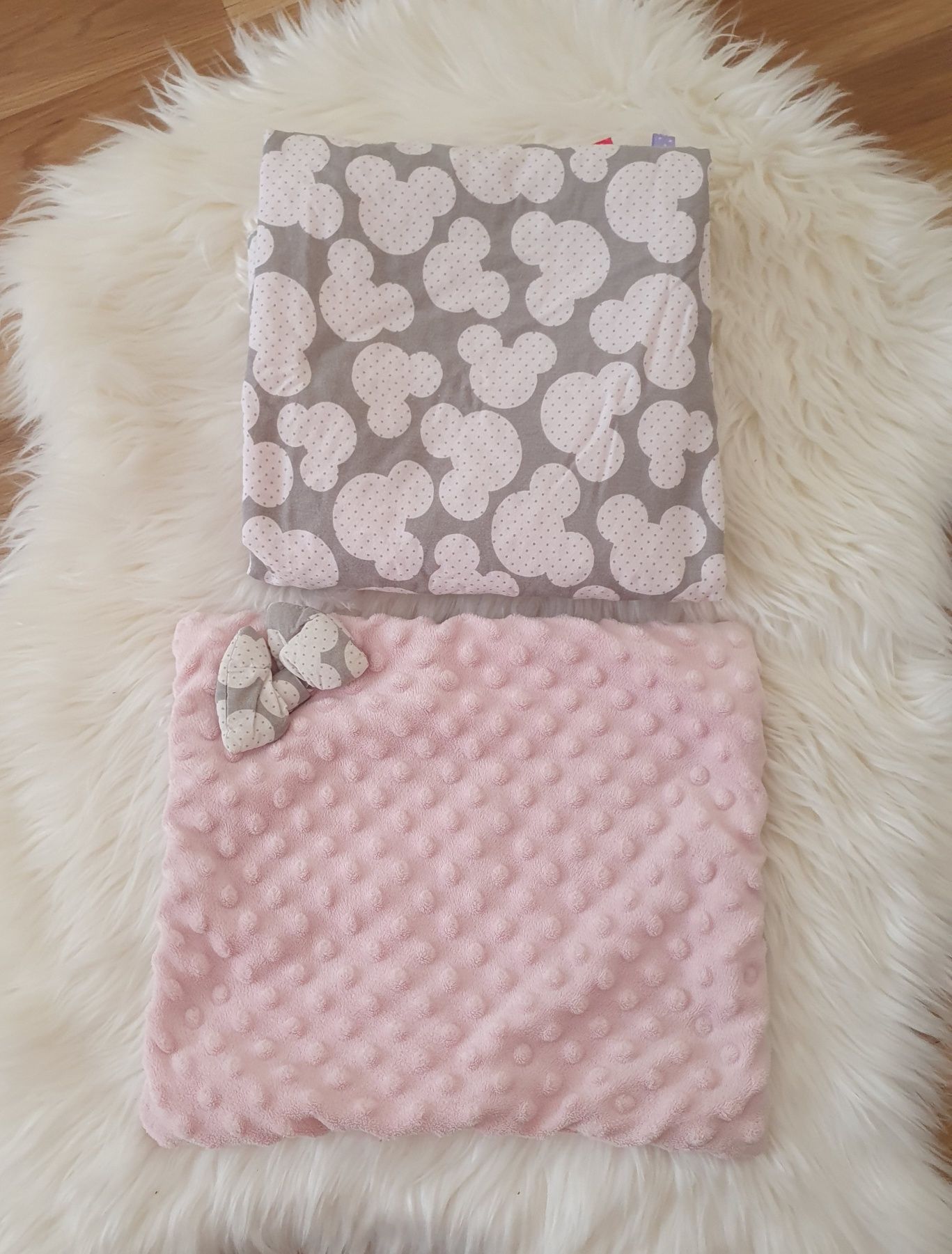 Komplet kocyk + poduszka dla dziewczynki Myszka Minnie