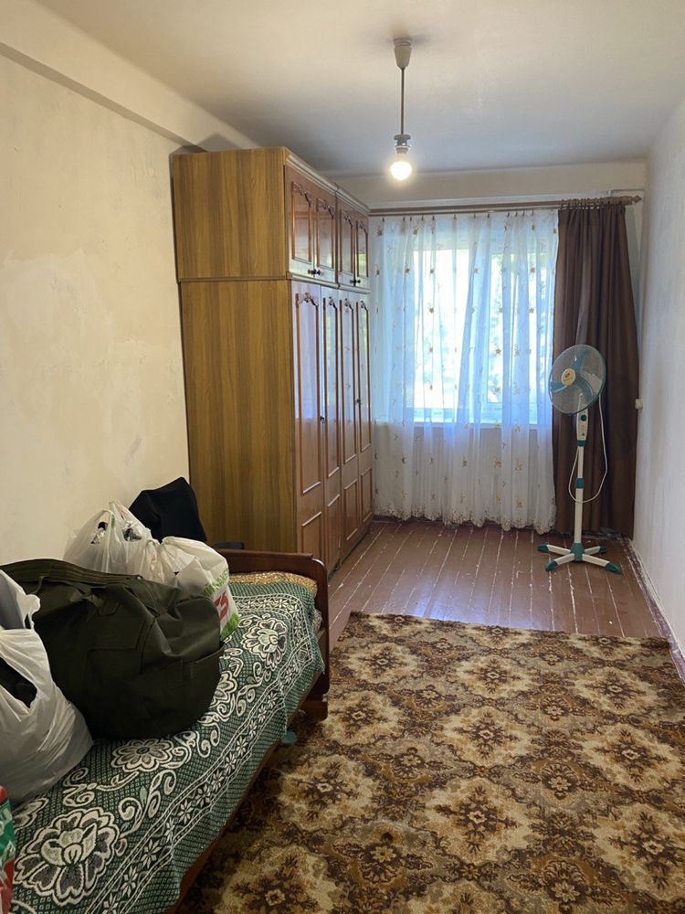 Продам 3-кімнатну квартиру