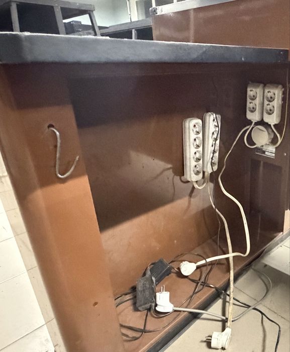 Касовий бокс з широким накопичувачем