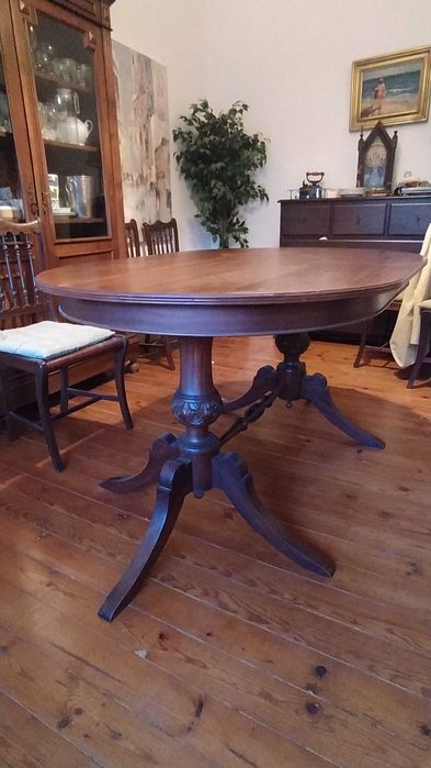 Mesa de jantar, oval, estilo antigo extensivel