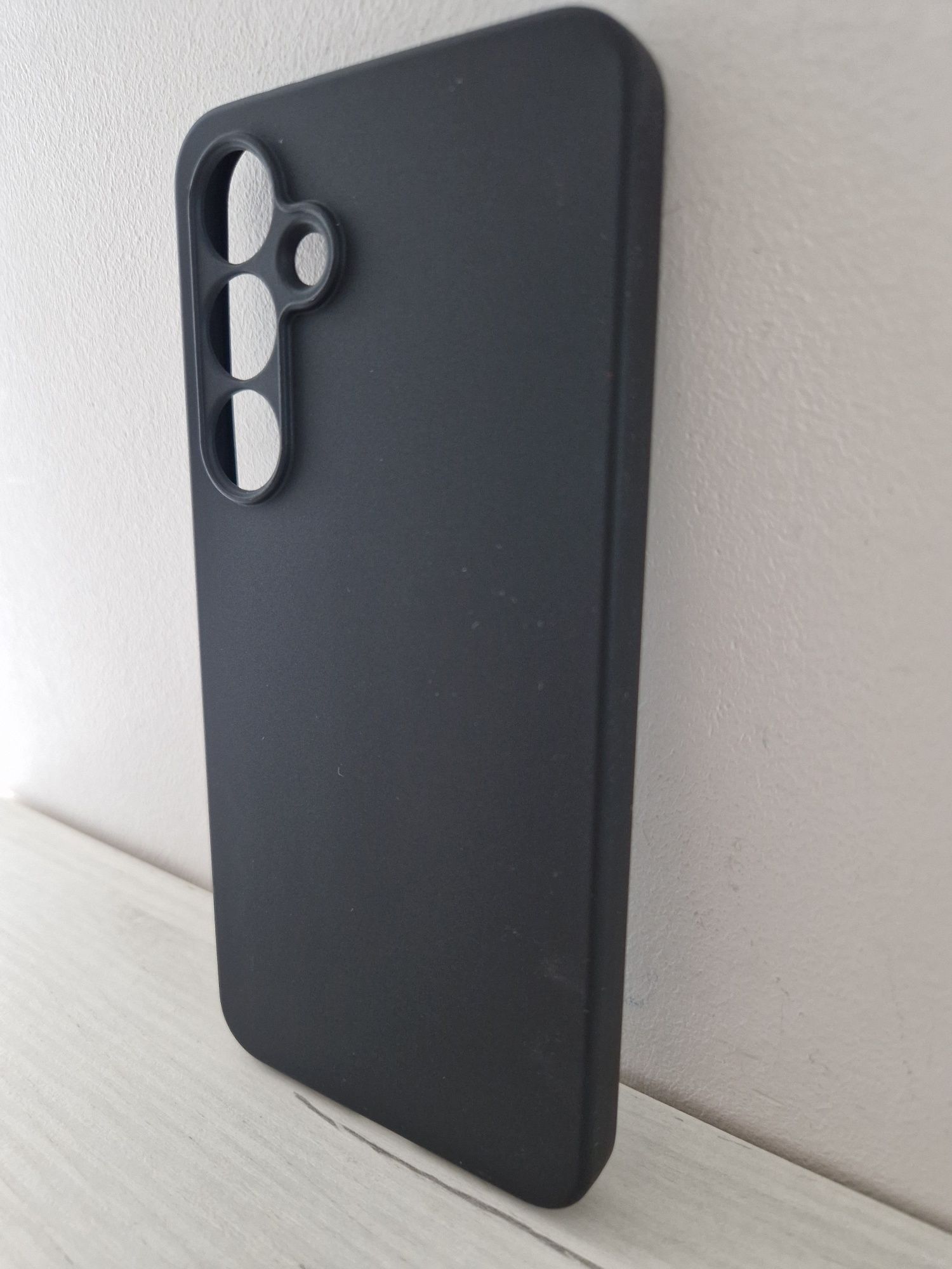 Back Case MATT do SAMSUNG GALAXY S24 FE Czarny