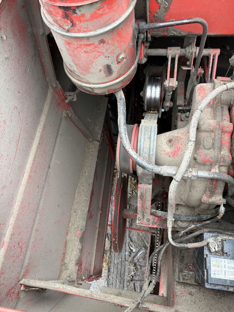 Kombajn zbożowy massey ferguson 307 (nie bizon)