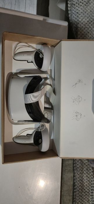 Oculus quest 2 128gb pamięci bateria stan idealny