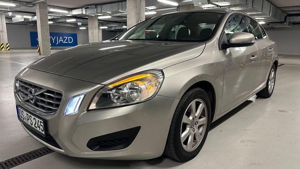Volvo S60 Bezwypadkowy, Oryginalny Lakier, Bardzo Zadbany, Sprowadzony