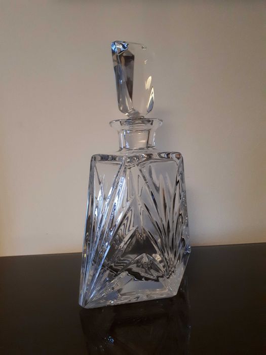 Frasco de cristal marca Atlantis sem uso