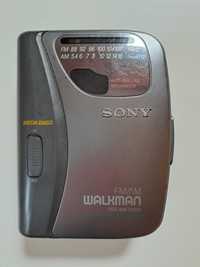 Walkman Sony WM-FX323 z radiem + słuchawki