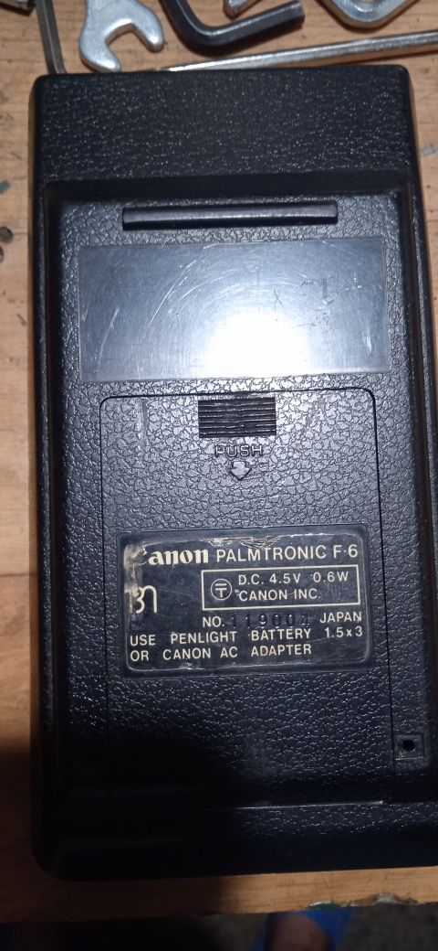 Калькулятор Canon Palmtronic F-6