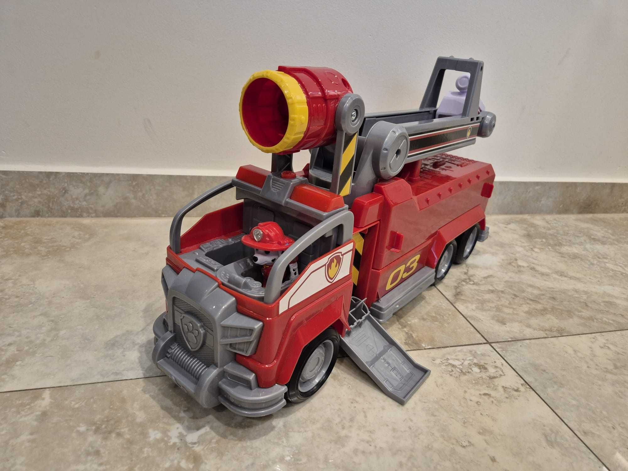 Psi Patrol Marshall Transformujący Wóz strażacki XL Pojazd + figurka