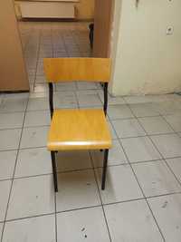 Krzesło szkolne drewniane