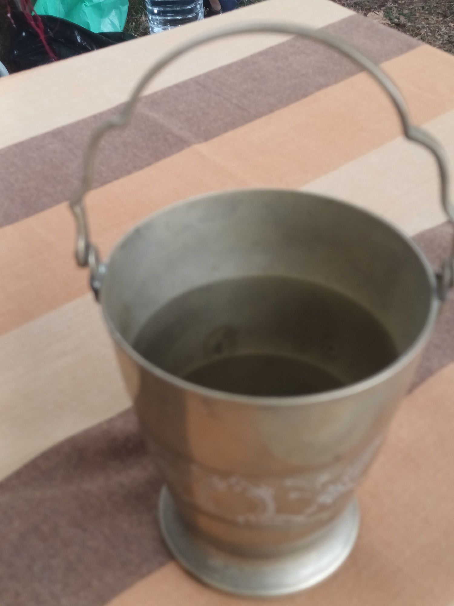 Balde de gelo em latão  com zincogravura