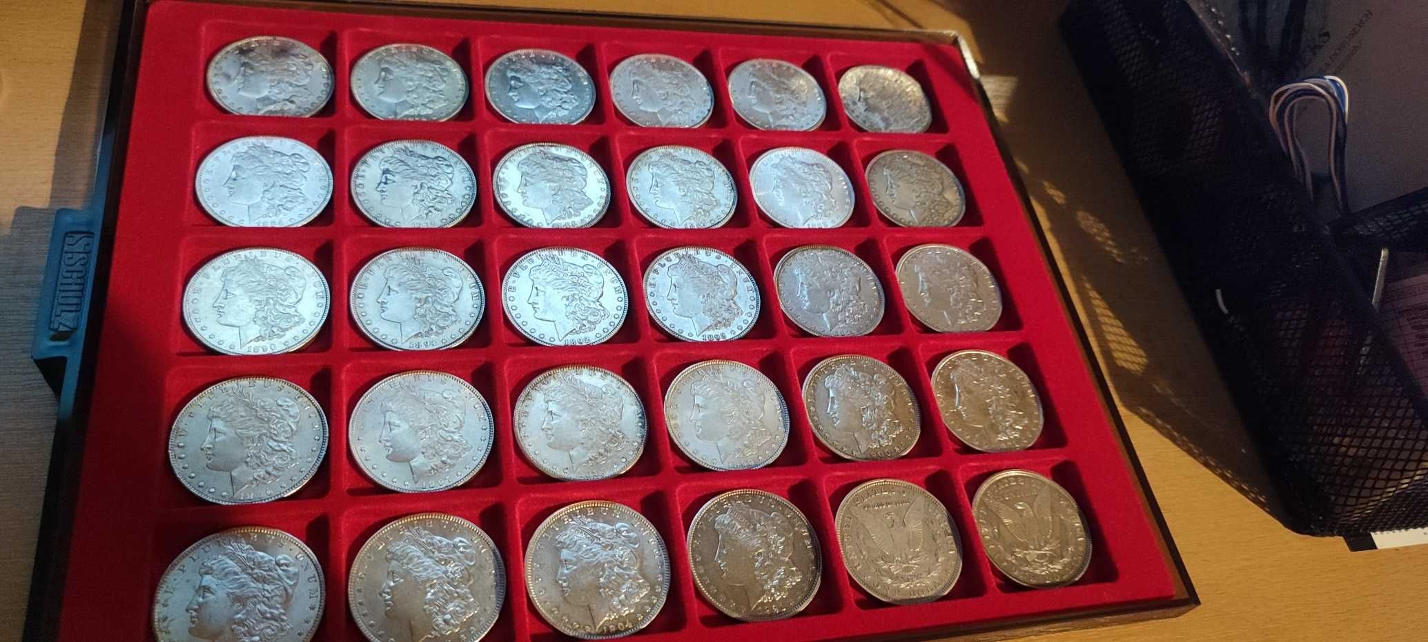 Kolekcja jednodolarówek srebrny zestaw Lot 30 szt. x 1 dolar morgan