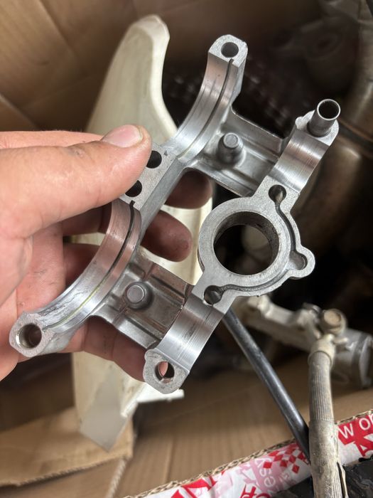 Czesci kawasaki kxf 250 cross glowica kartery