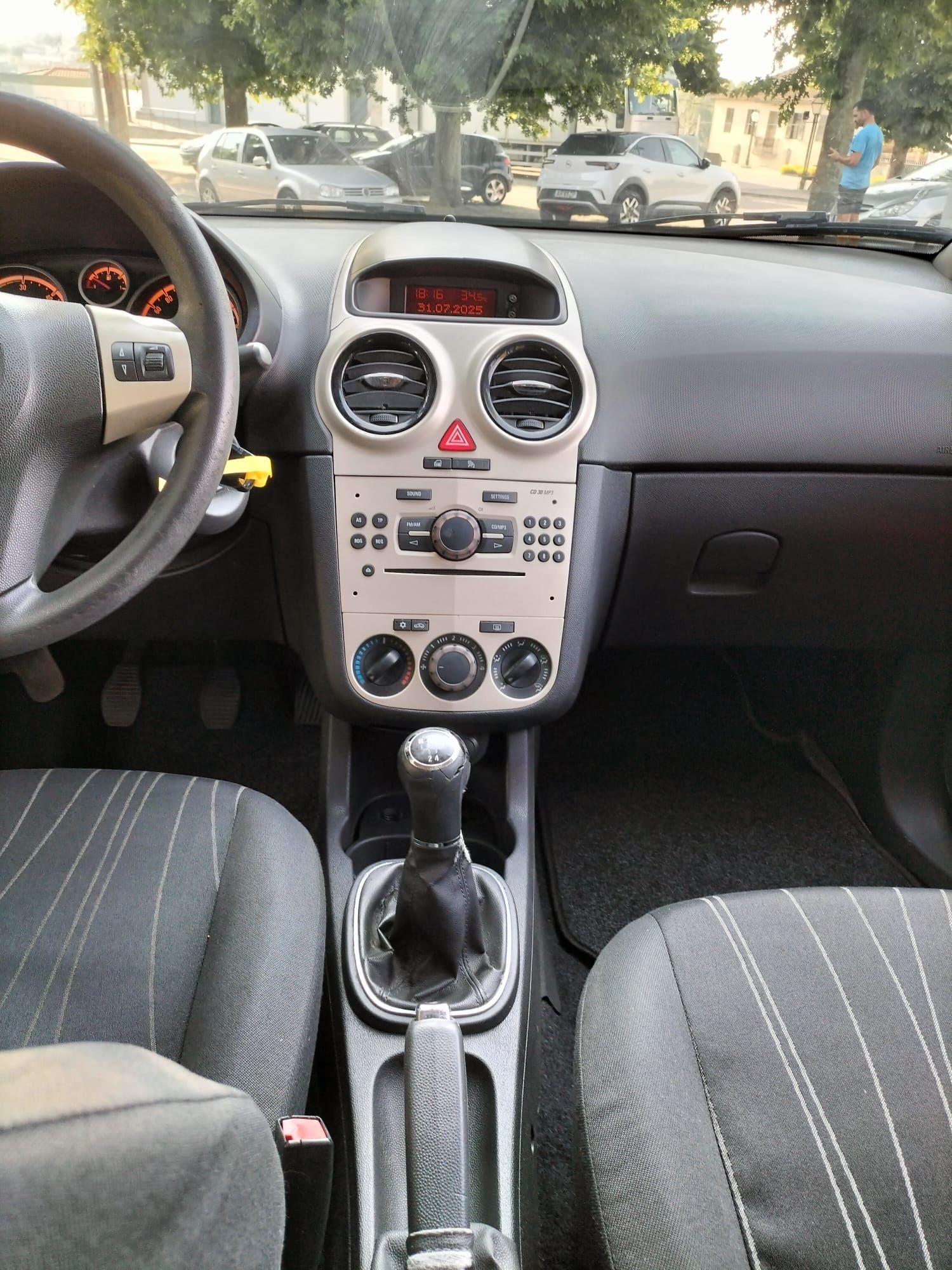 Opel Corsa 1.3 gasóleo
