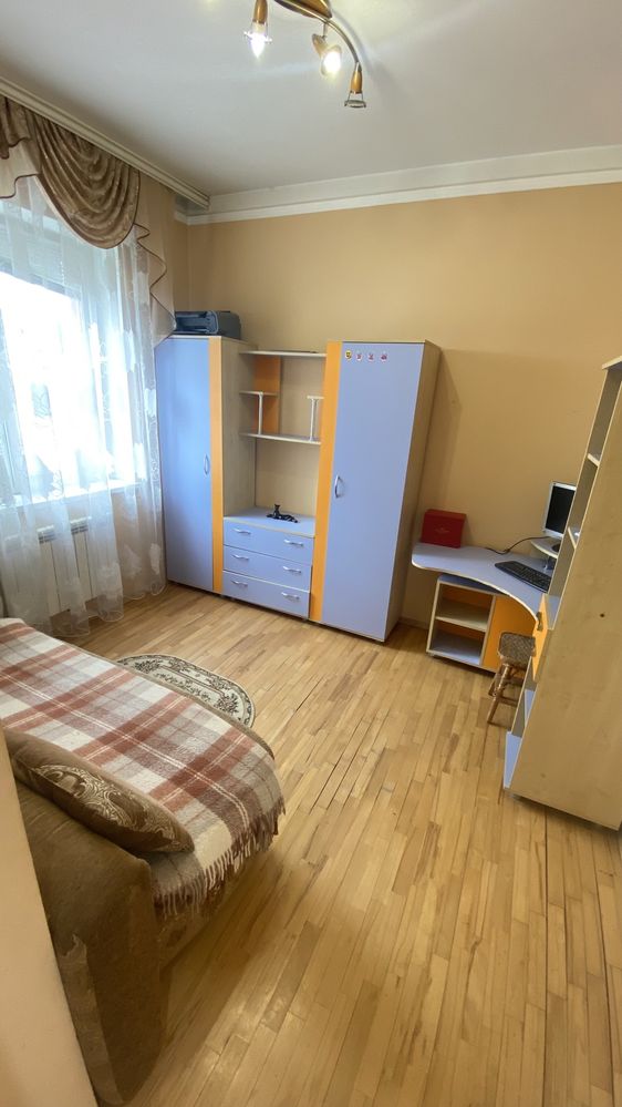 Продам будинок на 2 сім’ї з гаражем, 8 хв. від ТРЦ Depot!