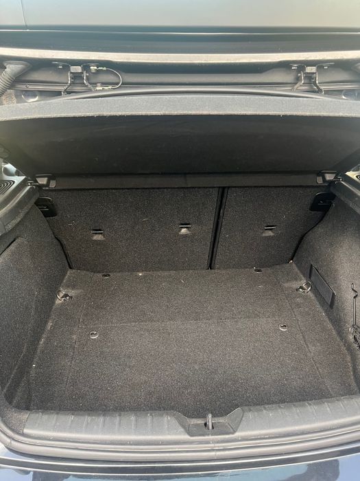 BMW Série 1 120d 2013 - Diesel, bom estado, 5 portas