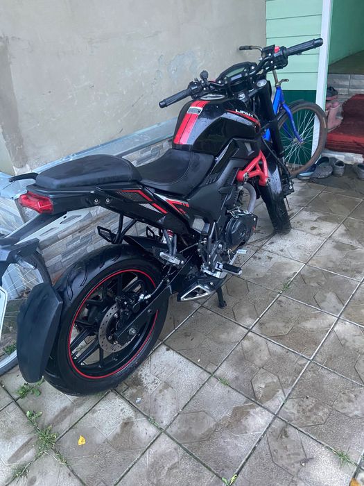 Мотоцикл Lifan SR 200