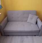 Wygodna sofa dwuosobowa