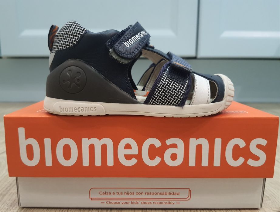Дитячі босоніжки biomecanics 23