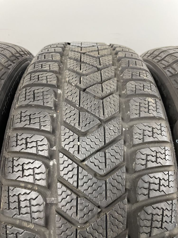 215/55R18 99V Pirelli Sottozero 3 MO 22rok