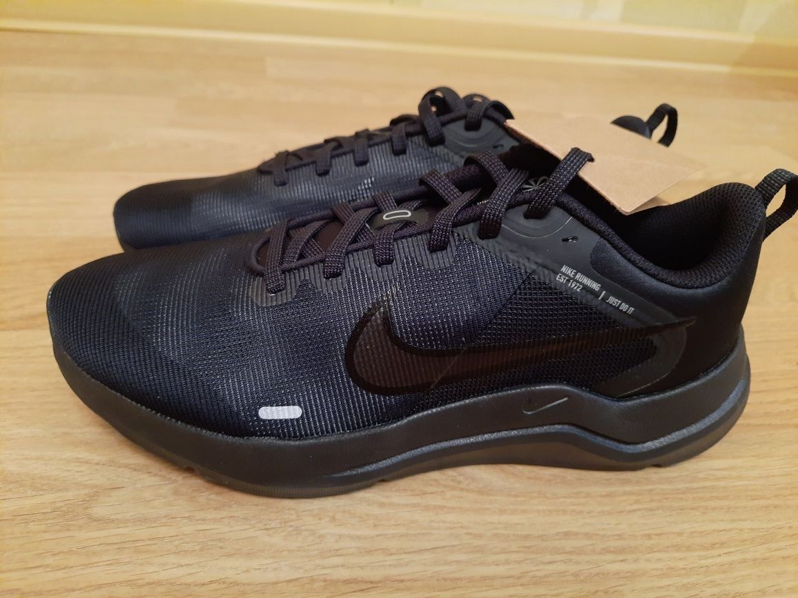 Кросівки бігові жіночі Nike Downshifter 12 DD9294-002