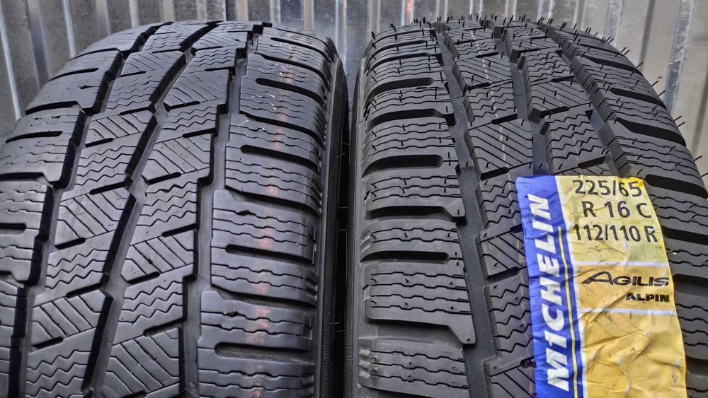 Шини 225/65R16C Pirelli. 9,7мм. Michelin с