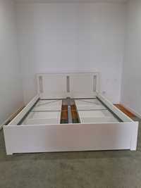 Cama IKEA Songesand