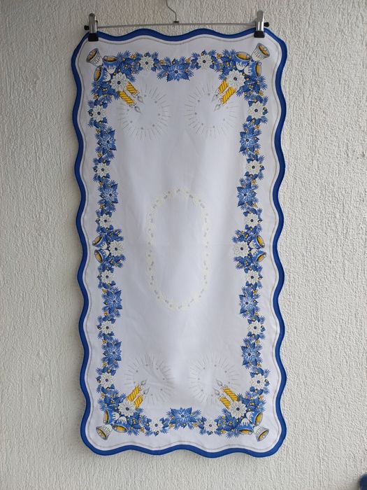 Bieżnik obrus Boże Narodzenie plamoodporny  47x 92 jak nowy InPost