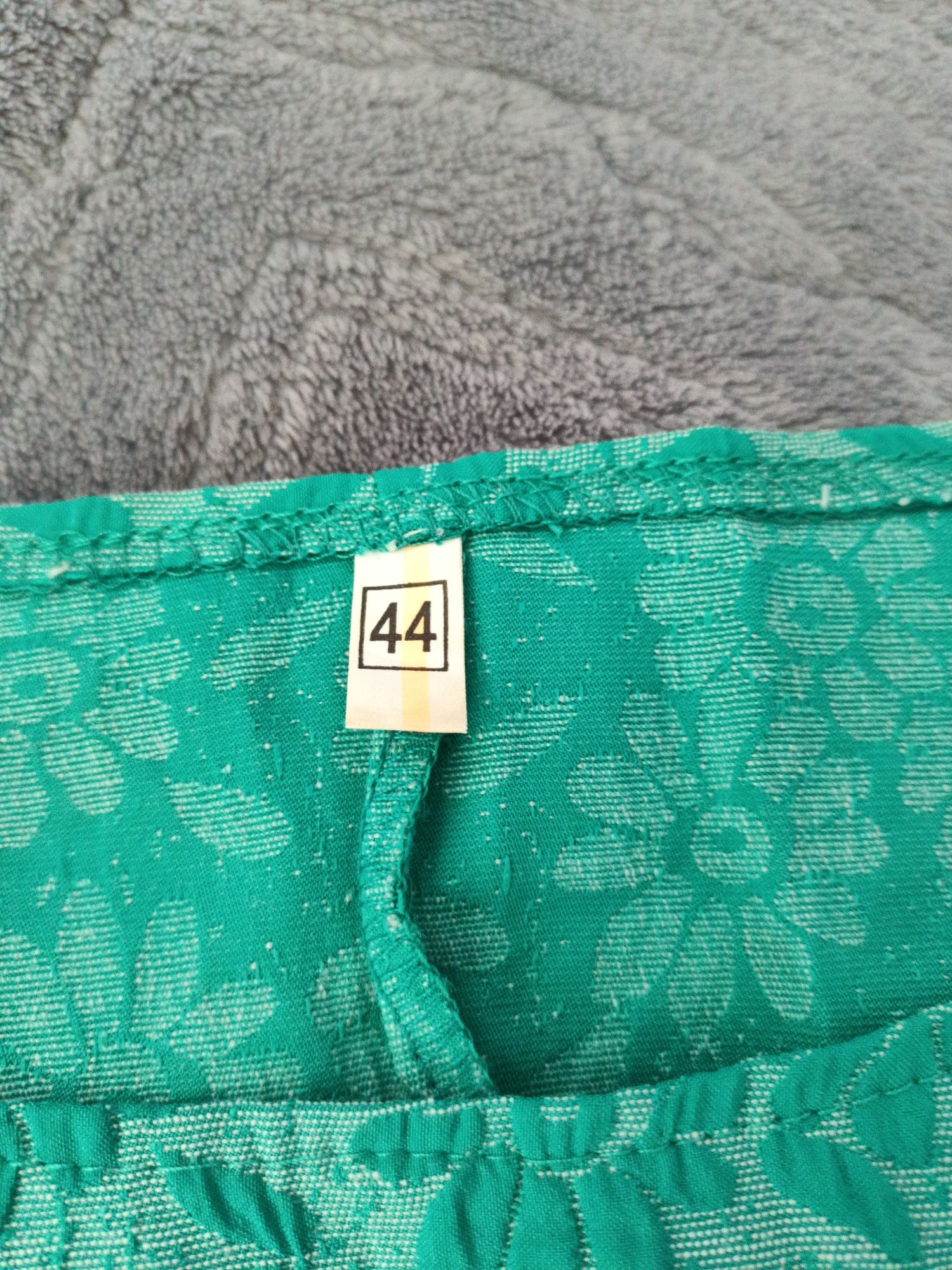 Сукня розмір 44.