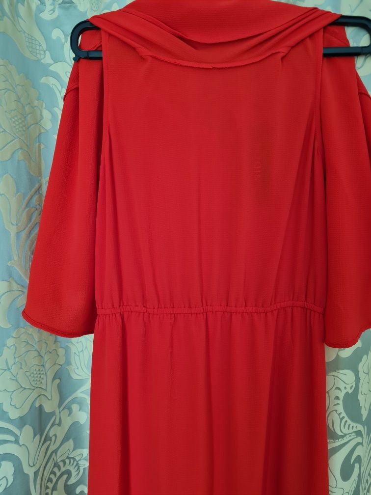 Vestido vermelho Lanidor