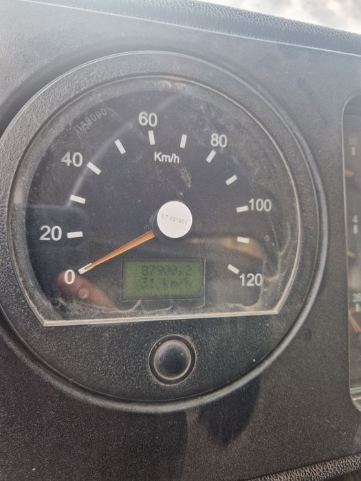Продам маз 551605