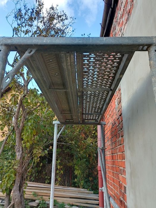 Rusztowanie elewacyjne fasadowe