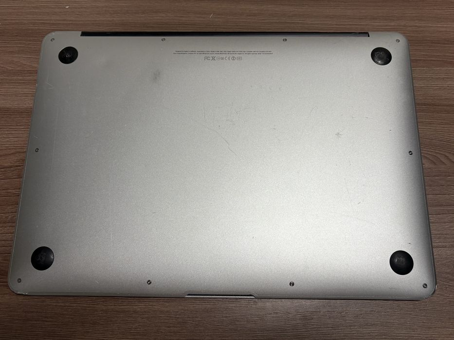 Apple MacBook Air 13 a1466 i5/8gb/128gb ноутбук