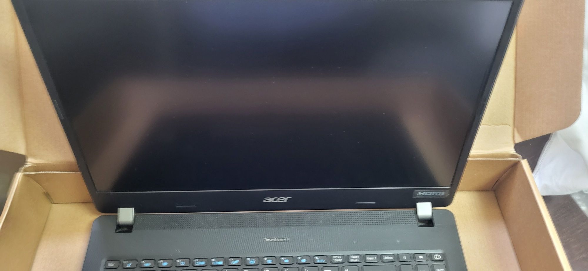 Acer travelmate p215-41 Windows 11 pro