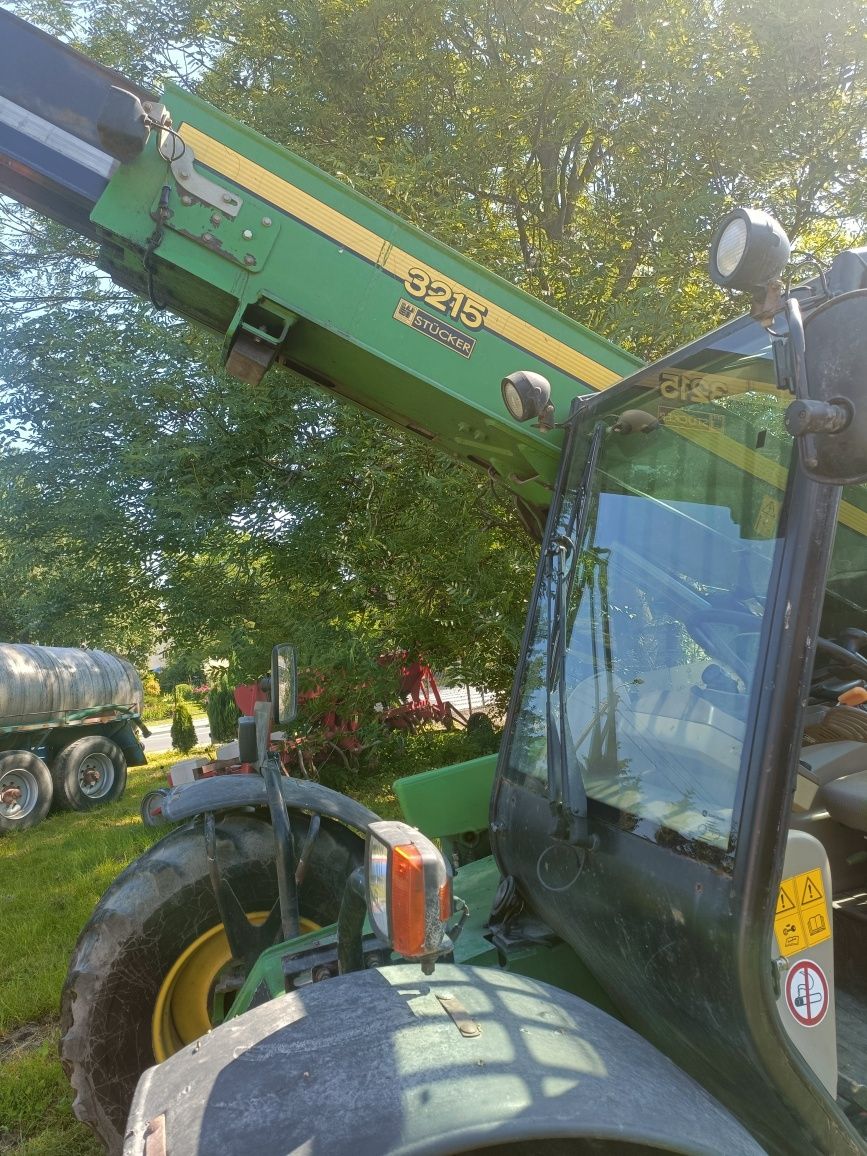 Ładowarka teleskopowa John Deere 3215
