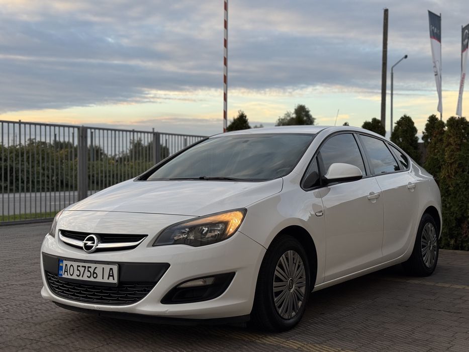 Opel Astra 1.4.