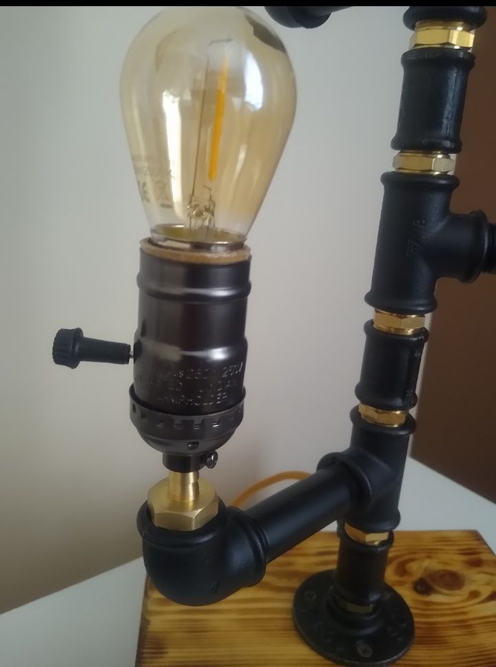 Lampka nocna loft edison