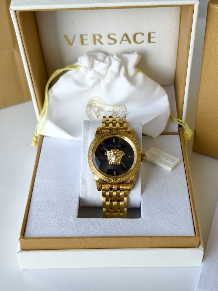 Жіночий годинник Versace