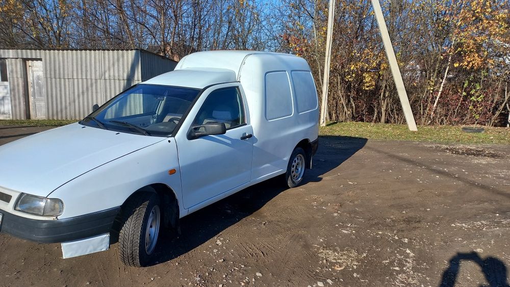 Seat inca 2000     .