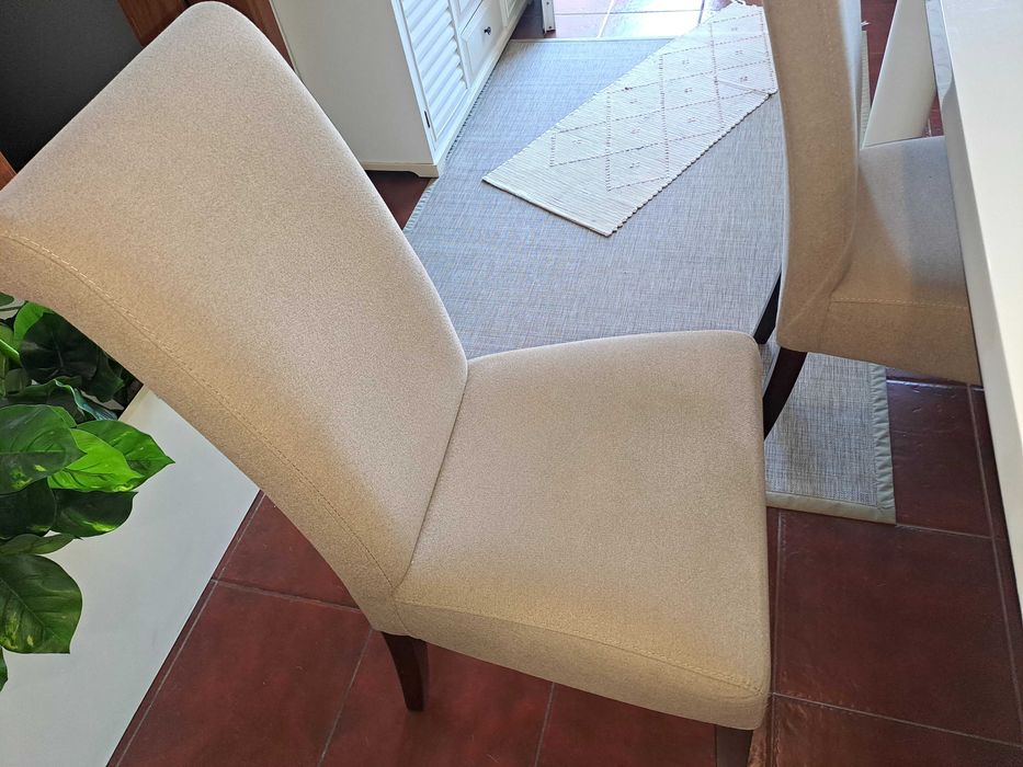 Mesa de cozinha 6 Cadeiras alto brilho