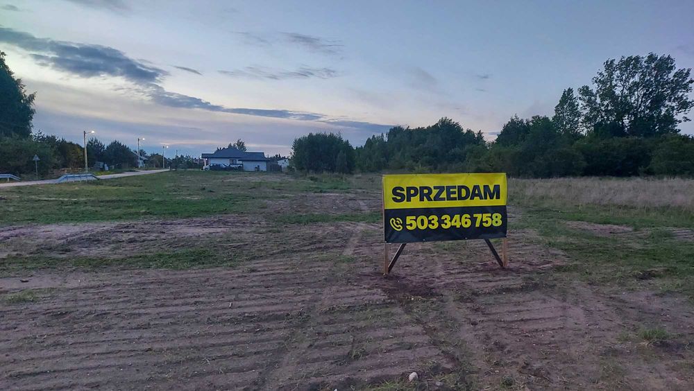 Sprzedam atrakcyjną działkę pod budowę