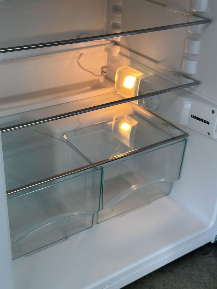 Холодильник Liebherr TP 1720 Лібхер