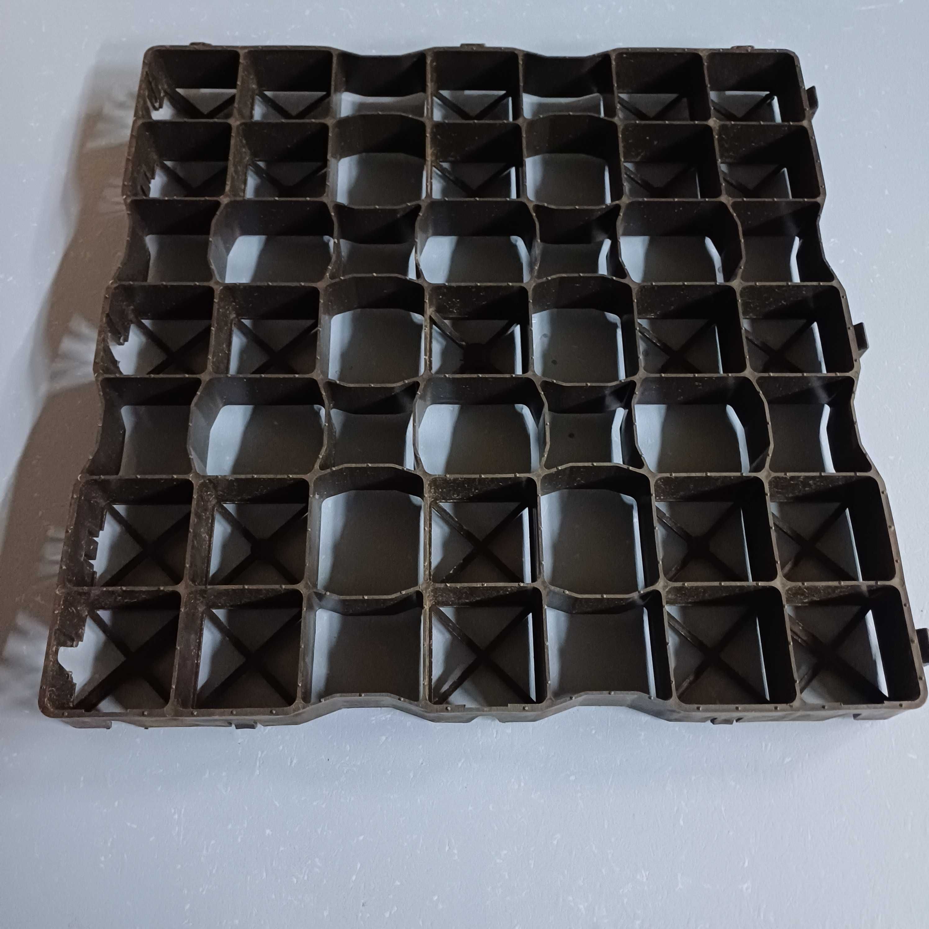 Kratka podjazdowa 50x50x4cm Nowa. Duża ilość  Eko 9zł